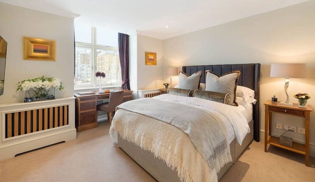 £5m Hyde Park Georgian Duplex | Mayfair, Kensington Palace & Notting Hill