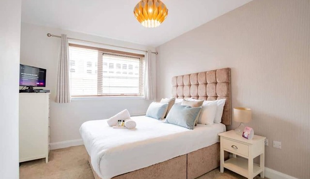 Luxury Living Galway City. Free Secure Parking
