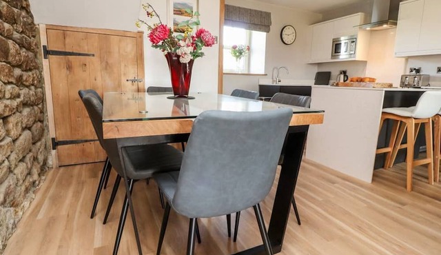 Moss Side Retreat, Long Preston