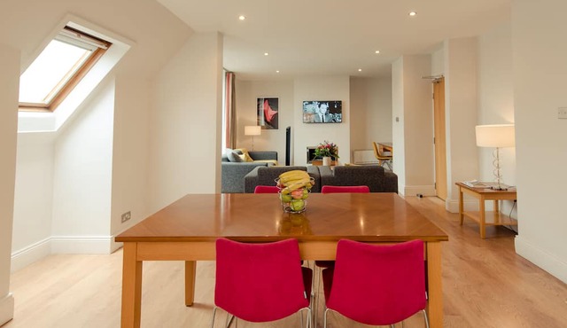 Premier Suites Dublin Leeson Street