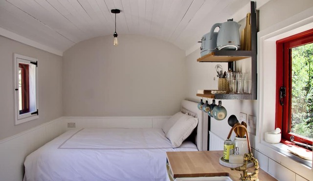 The Dancing Piccolo - Your valley hide-away near Glengarriff