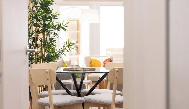 Bright and Cosy home 100m from Trafalgar Square