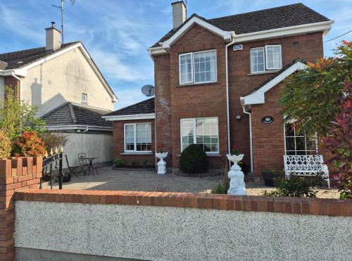 Cosy stay in Kells
