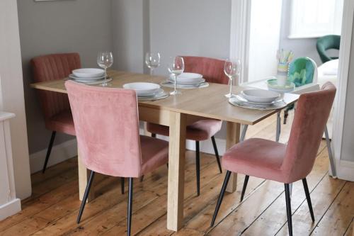 Smugglers Retreat - Sea Views & Garden, Rottingdean