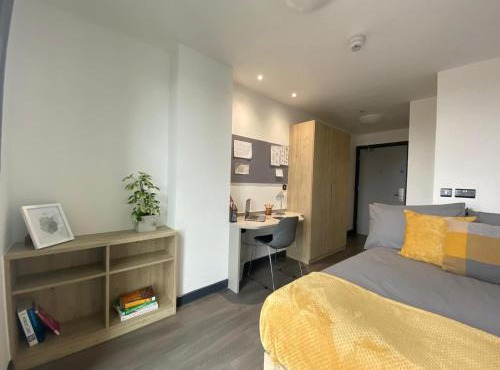 For Students Only - Accommodations in Belfast