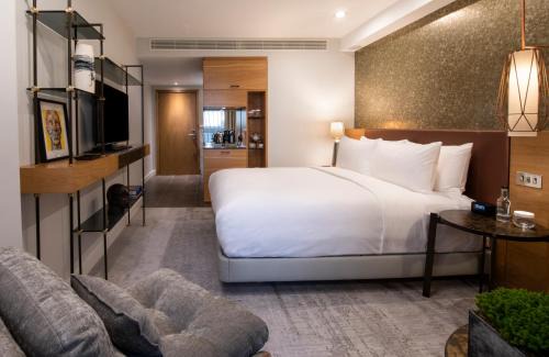 Lincoln Plaza Hotel London, Curio Collection By Hilton