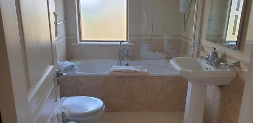 Knightsbrook Guesthouse