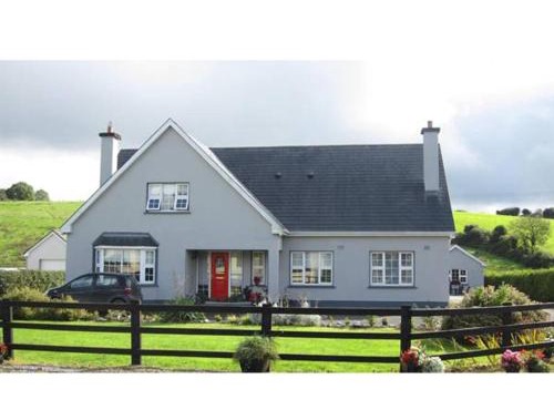 Derghaven B&B, Hostel & Self Catering